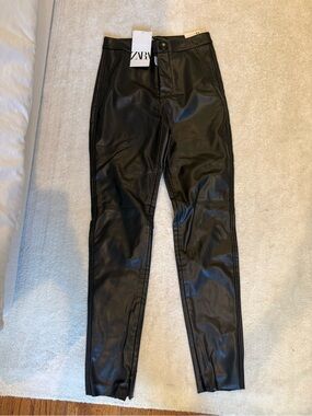 NEW 🔥 ZARA Black Faux Leather Tapered Pants
